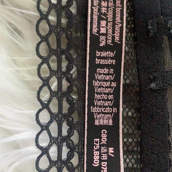 Victoria’s Secret Black Lacy Bralette Sz Medium - Picture 9 of 10